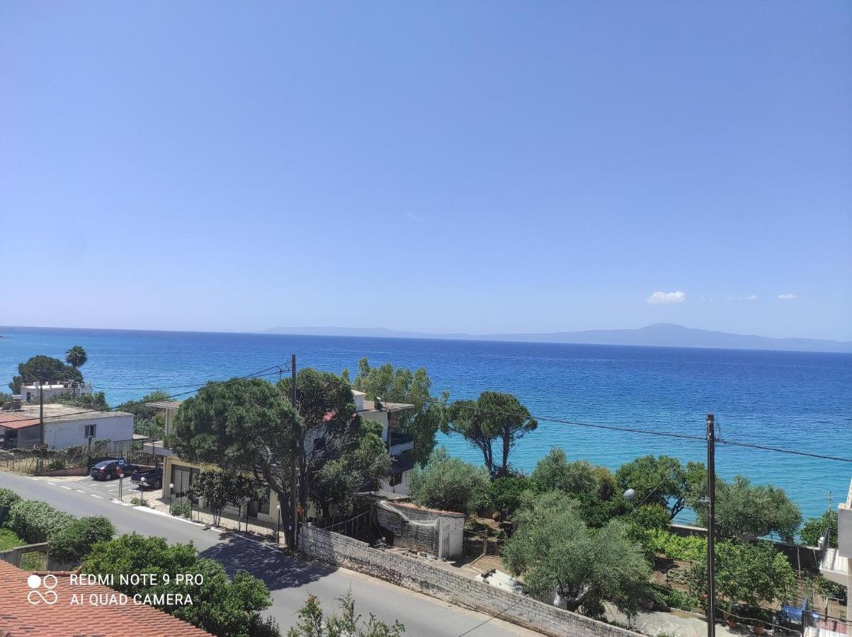 Garden&Sea studio Kalamata Exterior foto