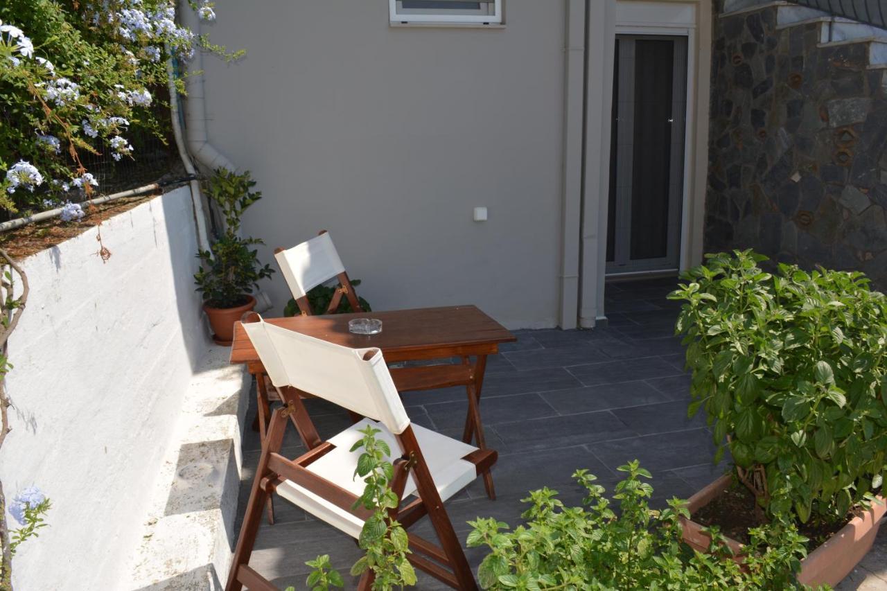 Garden&Sea studio Kalamata Exterior foto
